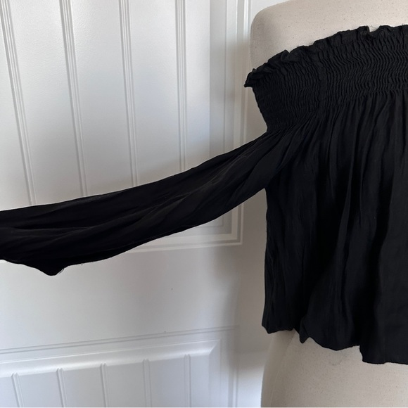 Zara Black Off the Shoulder Top - Picture 4 of 7